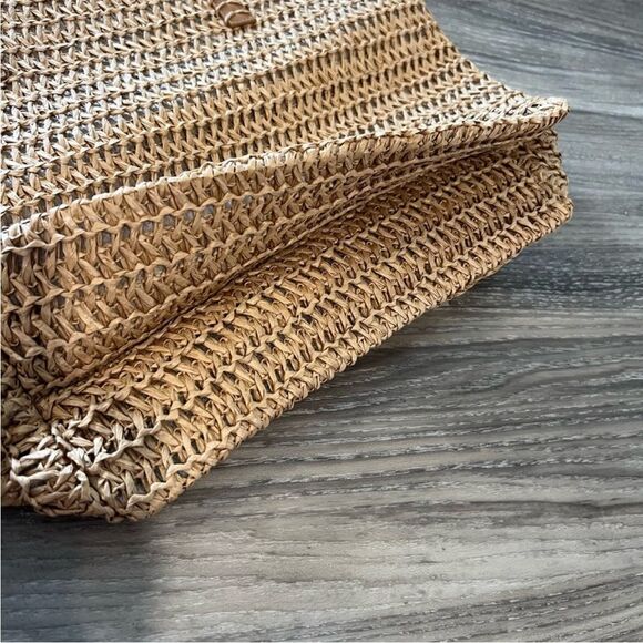 Straw Tote - Picture 4 of 4